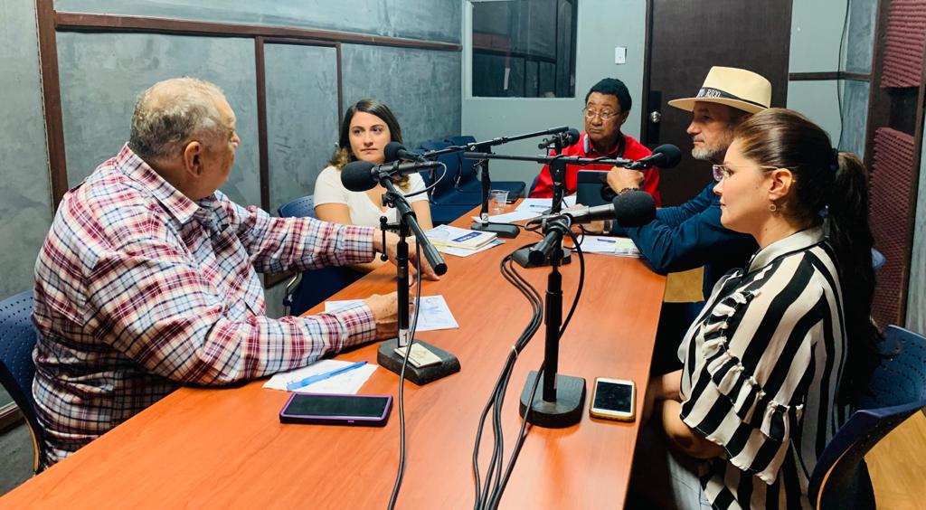 FJSNPR's tweet image. ¿TE PERDISTE “INDUSTRIA Y COMERCIO EN ACCIÓN”?

ESCUCHA EL PROGRAMA AQUÍ:

RADIO ISLA 1320: soundcloud.com/fjsn/industria…

NOTIUNO 630: soundcloud.com/fjsn/industria…