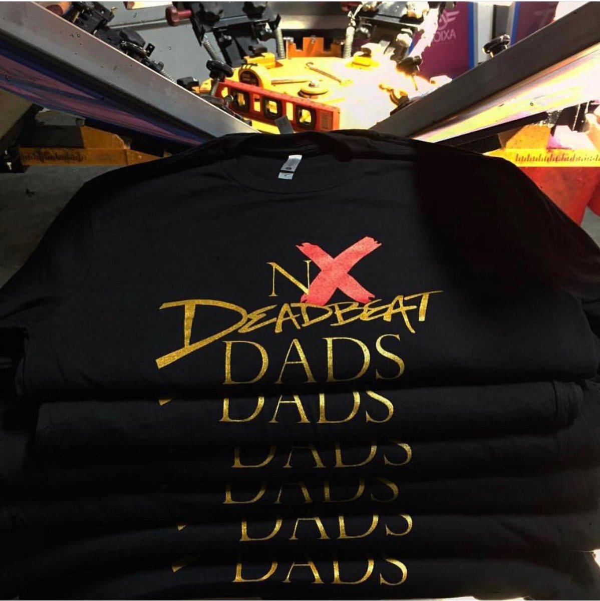 DoctorTeesGFX's tweet photo. Got another set to print for my client today #nodeadbeatdads https://t.co/f2wmXE6TG1