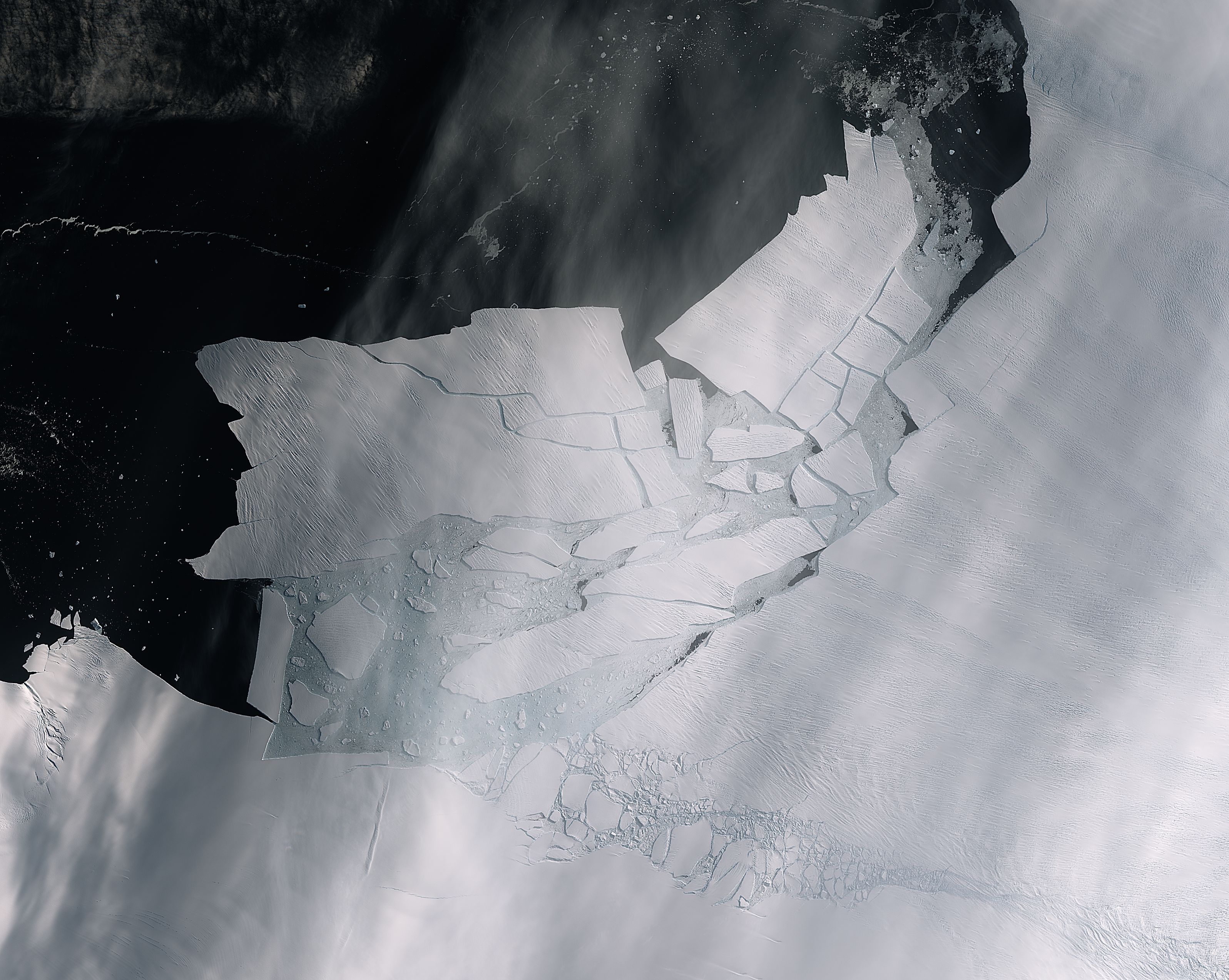 huge Antarctic Glacier is melting the most at 5500 years