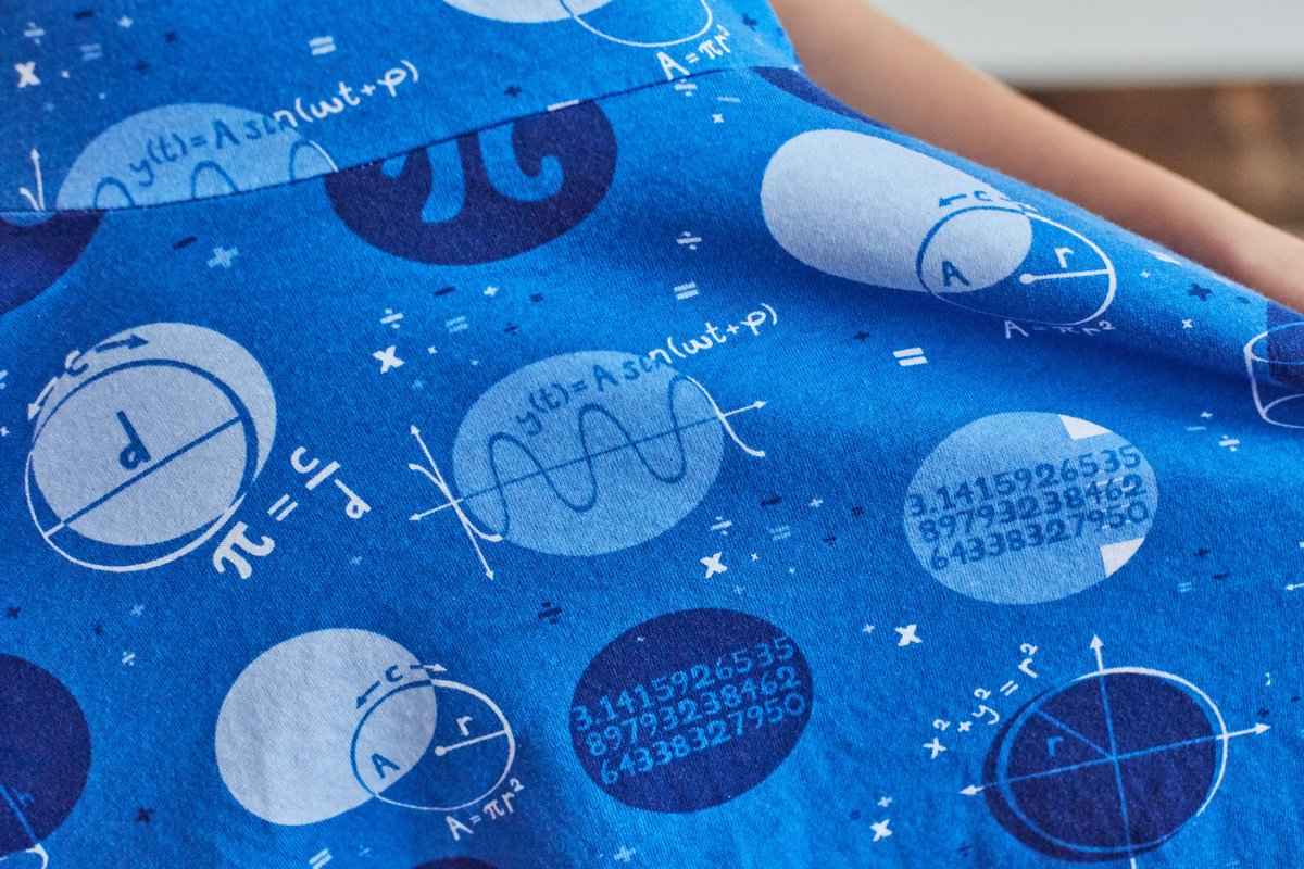 princessawesome's tweet photo. NEW ARRIVALS: Just in time for #PiDay! Our new Blueberry Pi Collection is here with Adult, Kiddo, and Infant dresses -- as well as our first-ever @boywonderbrand Pocket T-shirt!
Shop now: https://t.co/a0ioBCmly7
#girlsdeservepockets #mathdress #math #mathforgirls #mathiscool https://t.co/d6fJZEWaPC