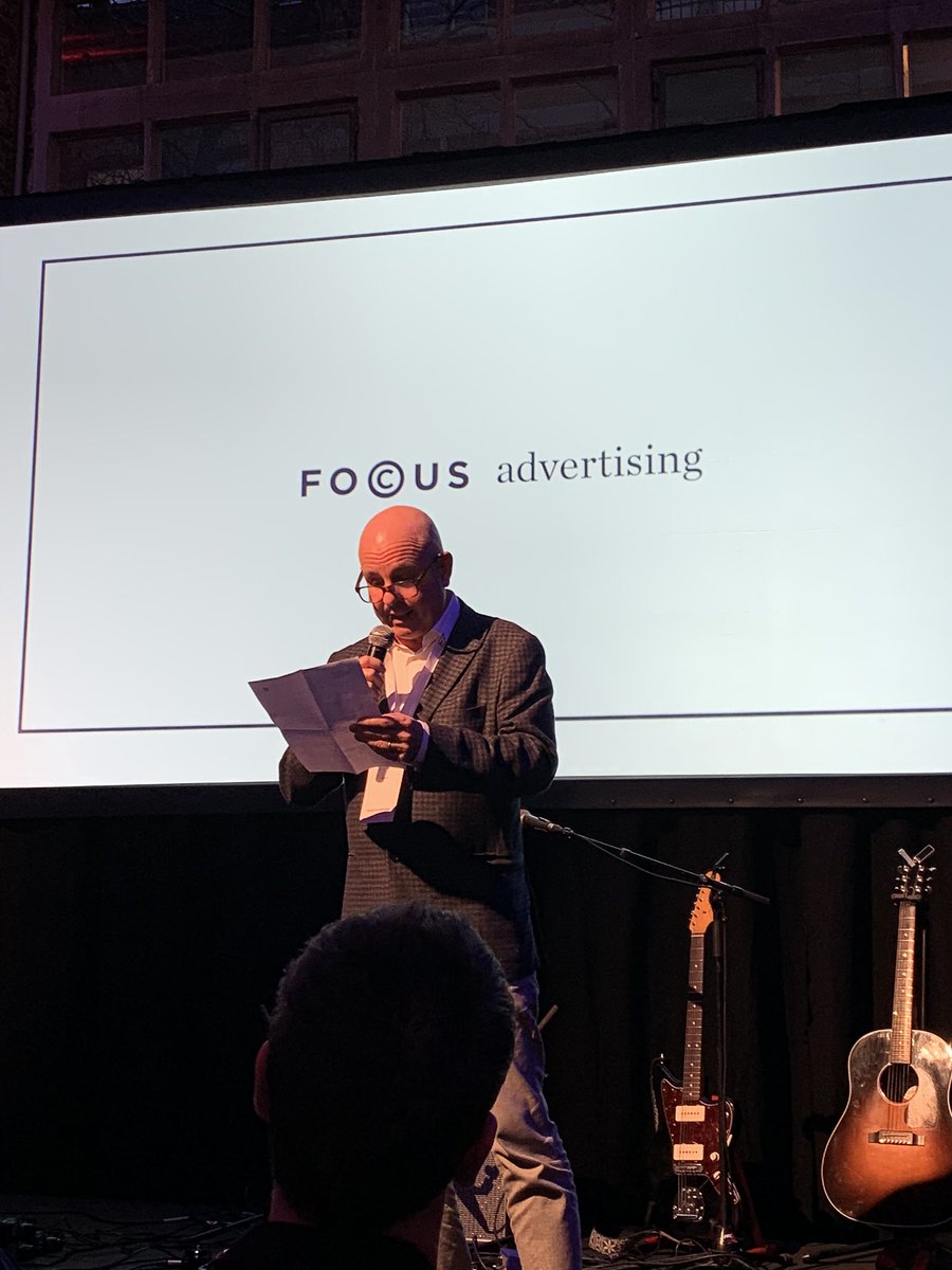 . <a href="/FocusonAds/">Focus Advertising</a> on stage aan de #ad4add van <a href="/hungryminds_be/">HUNGRY MINDS</a> #brug