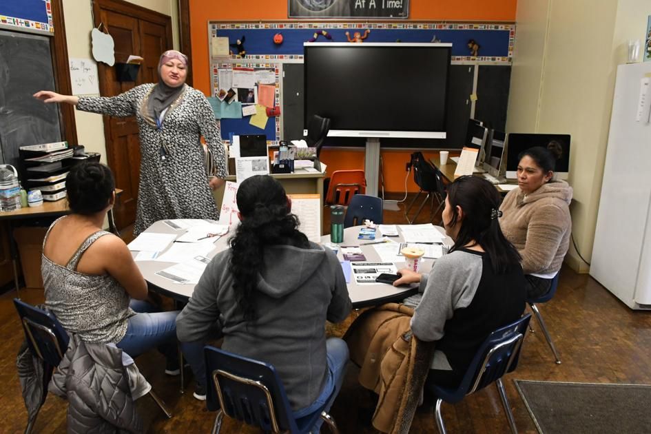 teachphl's tweet photo. Joseph W. Catharine School's ESOL program is helping families. Read this inspiring story about bilingual counseling assistant Margarita Abuawadeh who helps Philly students and families succeed and gain access to resources π . https://t.co/EbIA8kQz53
#phillyeducators https://t.co/Qyp8xlPgVN
