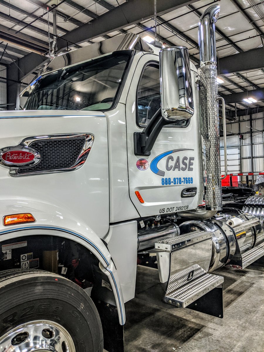CaseFMS's tweet photo. We are hoping with the delivery of our new 2020 #Peterbilt 567, Old Man Winter will wake up and give us an exciting end of winter, full of snow. Either way this truck is sweet! ❄️☃️ #casesnow #letitsnow #pete567 #niceride #americansnowfighters #snowfighters #Thrusdaythought https://t.co/Hq4jVc9mP6
