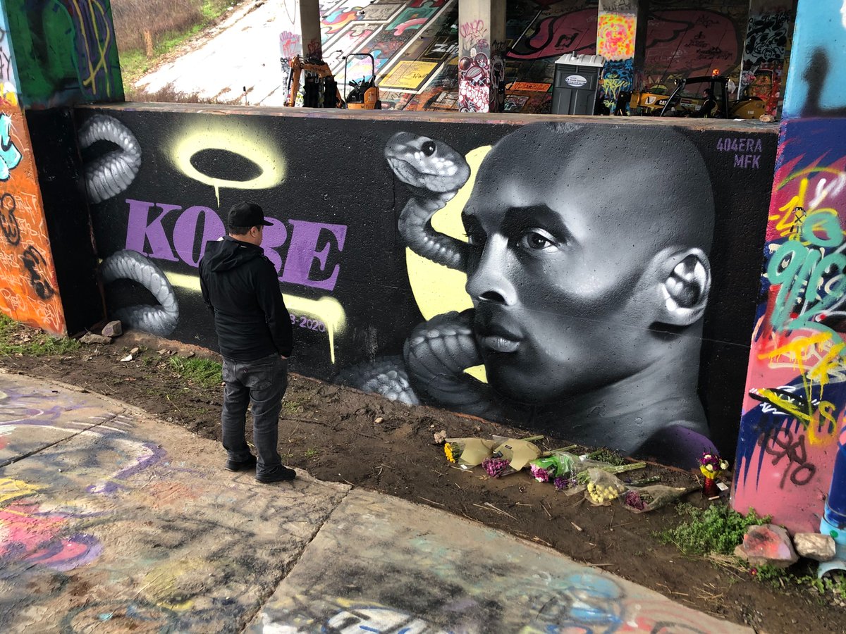 LilyOppenheimer's tweet photo. Soon on @wabenews 90.1FM:

Meet artist @404era who painted the Kobe Bryant tribute mural at Atlanta's Historic Fourth Ward Skatepark. 

WABE host @LisaRayam took a walk with him along the Beltline. #Kobe #kobetribute #ATL #mural

Listen LIVE: https://t.co/UF2OCY3DVV https://t.co/1CqP33wUty
