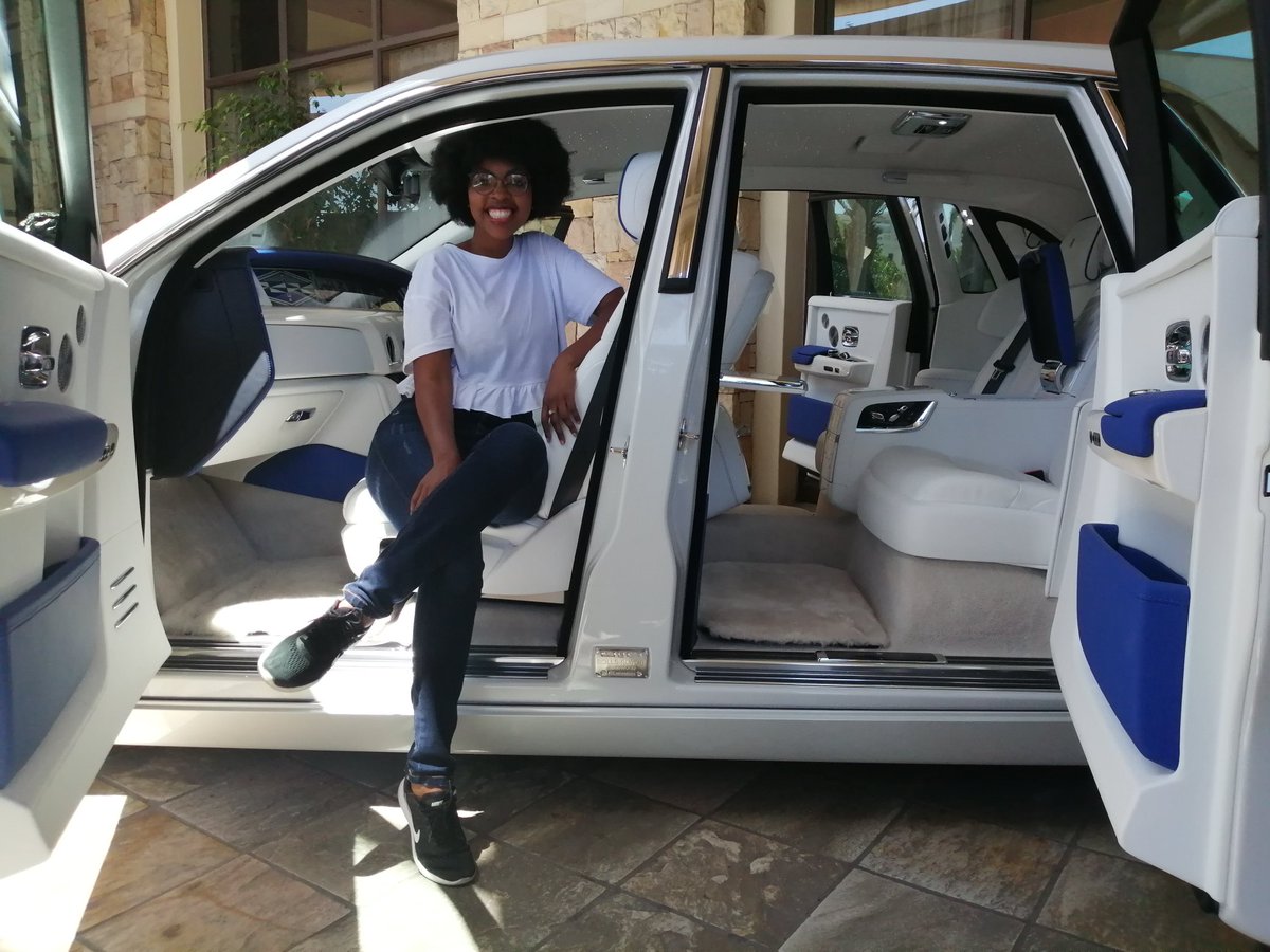 baludlamini's tweet image. #RollsRoyce #DrEstherMahlangu #disruptingpatterns