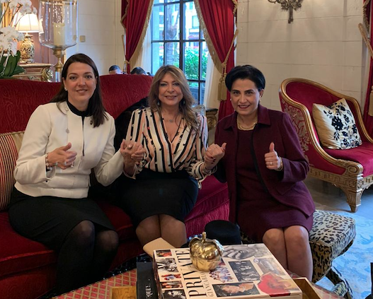 gabisommerfeld's tweet photo. Sin duda alguna, construir relaciones que apoyan al desarrollo de nuestro #Ecuador es deber de todos.  Un honor ser parte de la delegación empresarial que acompaña al Presidente @Lenin y demas autoridades en la visita oficial a Estados Unidos. https://t.co/ONCsu7Ohod