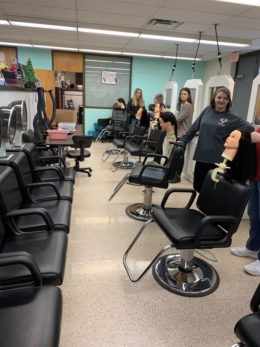 Mrs. Long tweet media