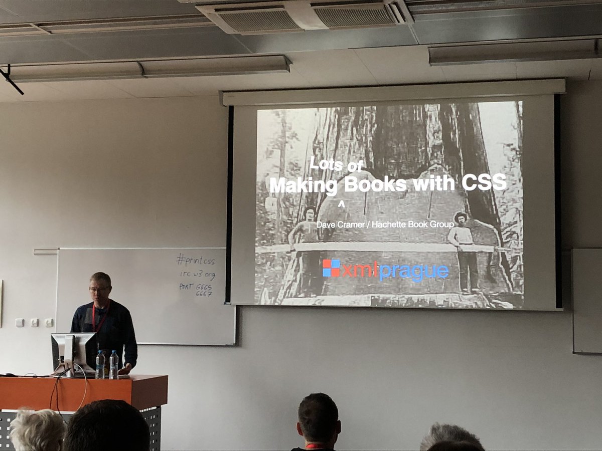 julieblancfr's tweet image. @dauwhe talks now about his work for Hachette (a lot of books make with CSS 📚) #PrintCSS