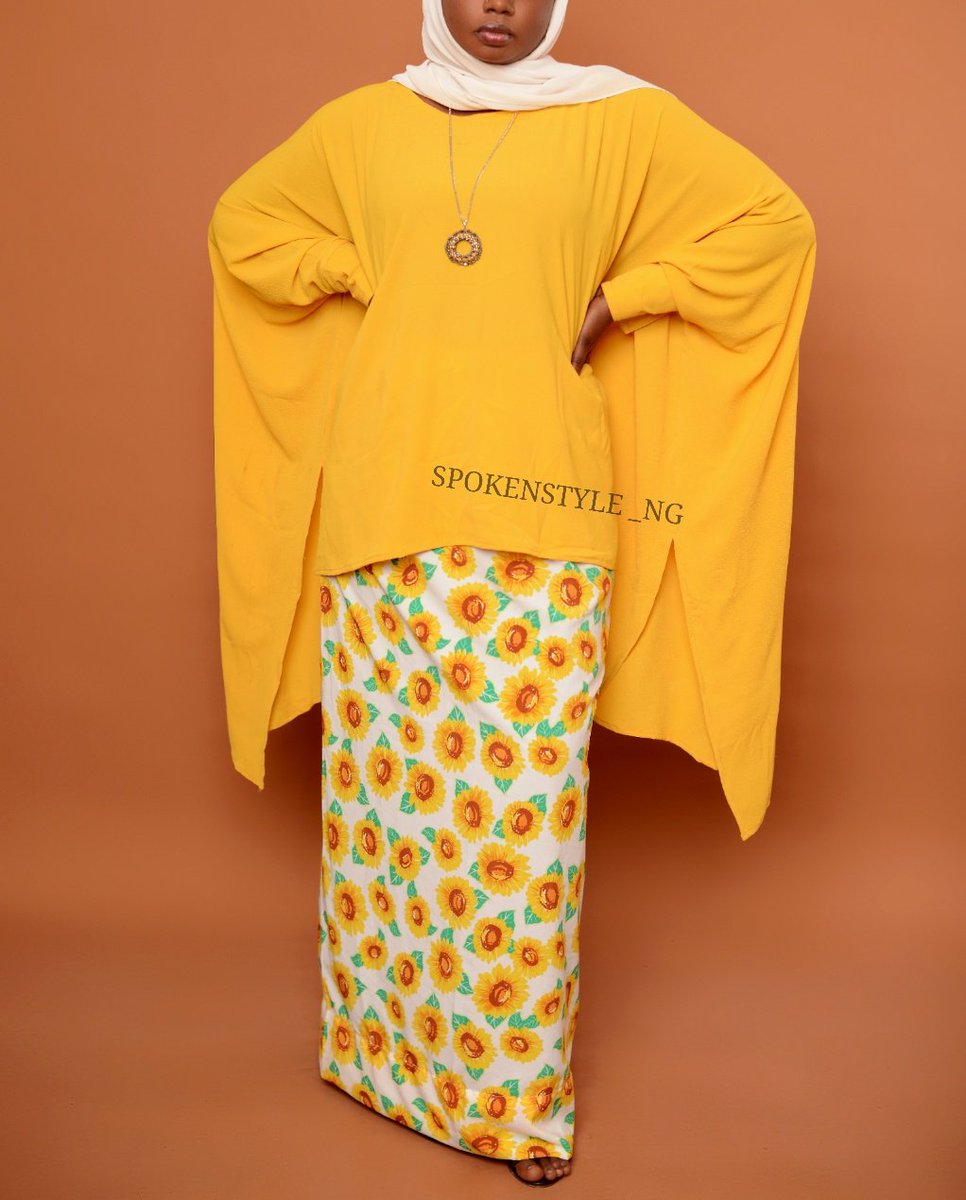 Spokenstyle_ng's tweet photo. Who doesn't love a good floral combo? 
2-piece set available 

Price tag :🏷 7000 NGN

Available for nextday delivery 
Kindly Send us a DM to place your order or WhatsApp 
IG @Spokenstyle_ng 

Please RETWEET 😩🙏
#Abaya #fashion #readytowear #kadunatailor https://t.co/t7WpwP0mwn
