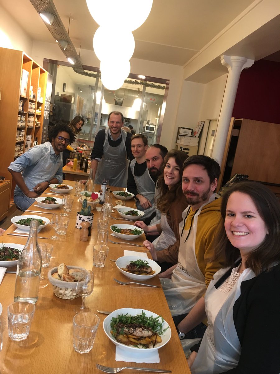 Today, in Paris at Tapptic, a little cooking class!🧑‍🍳 It wasn't always an easy task but we did well and in the end we all had a great lunch! 😋 Thanks to  <a href="/AtelierChefsUK/">L'atelier des Chefs</a>  for their patience and hard work 😁