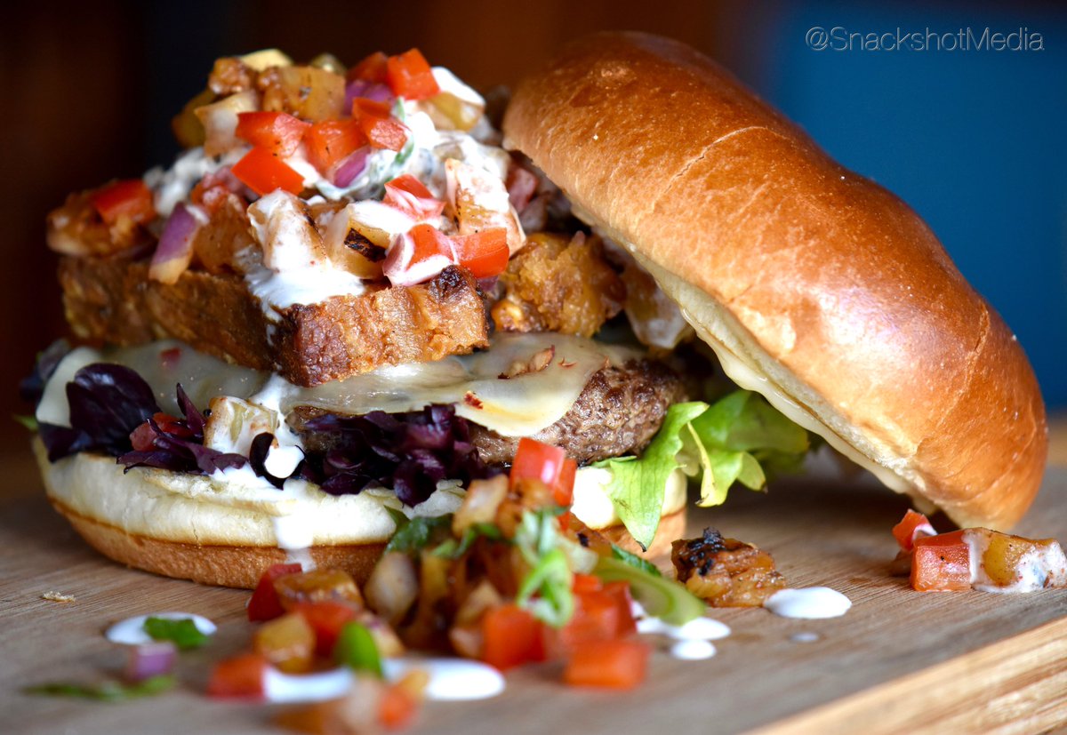 Last year’s  #YFCBurgerBattle submission from 2017 champ @the_hilltop.
🍔
The Kahuna Matata: 
Ground Chuck beef patty, grilled pineapple salsa, pork belly, coconut lime cream, jack cheese, garlic aioli and Arcadian… 
instagram.com/p/B8gutOPpo2V/…
#Food #Foodpgotography #Burgers