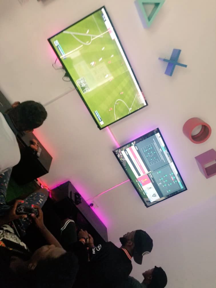 luckygamerztz's tweet photo. @luckygamerztz Mabingwa Wanapopatikana ๐ค๐ฎ...Njoo ujiulize kwa mabingwa !!๐คก
๐บโญ๏ธโ๐ฒ
WE ARE UNSTOPPABLE ๐
#WePlayToConnect https://t.co/kXPTyrPv7c