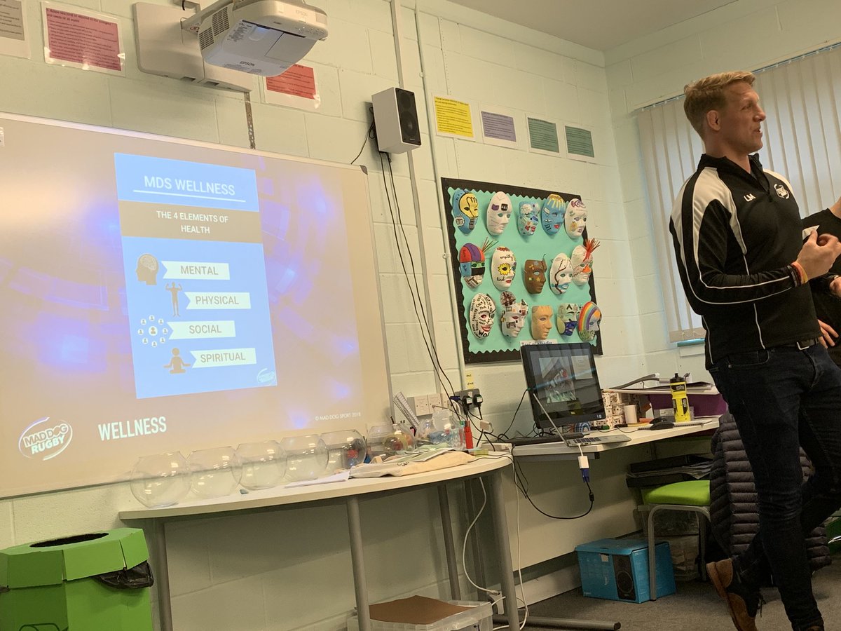 CristaHazell's tweet image. Great to hear that the leadership work with ⁦@MDSRugby⁩ ⁦@LewisMoody7⁩ ⁦@EnglandRugby⁩ has plans for a programme ofsupport for women’s rugby. #thepowerofsport #creatingpositiveenvironment #forwardplanning not #crisis management ⁦@RWBAHolocaust⁩ #EYP2CtW20