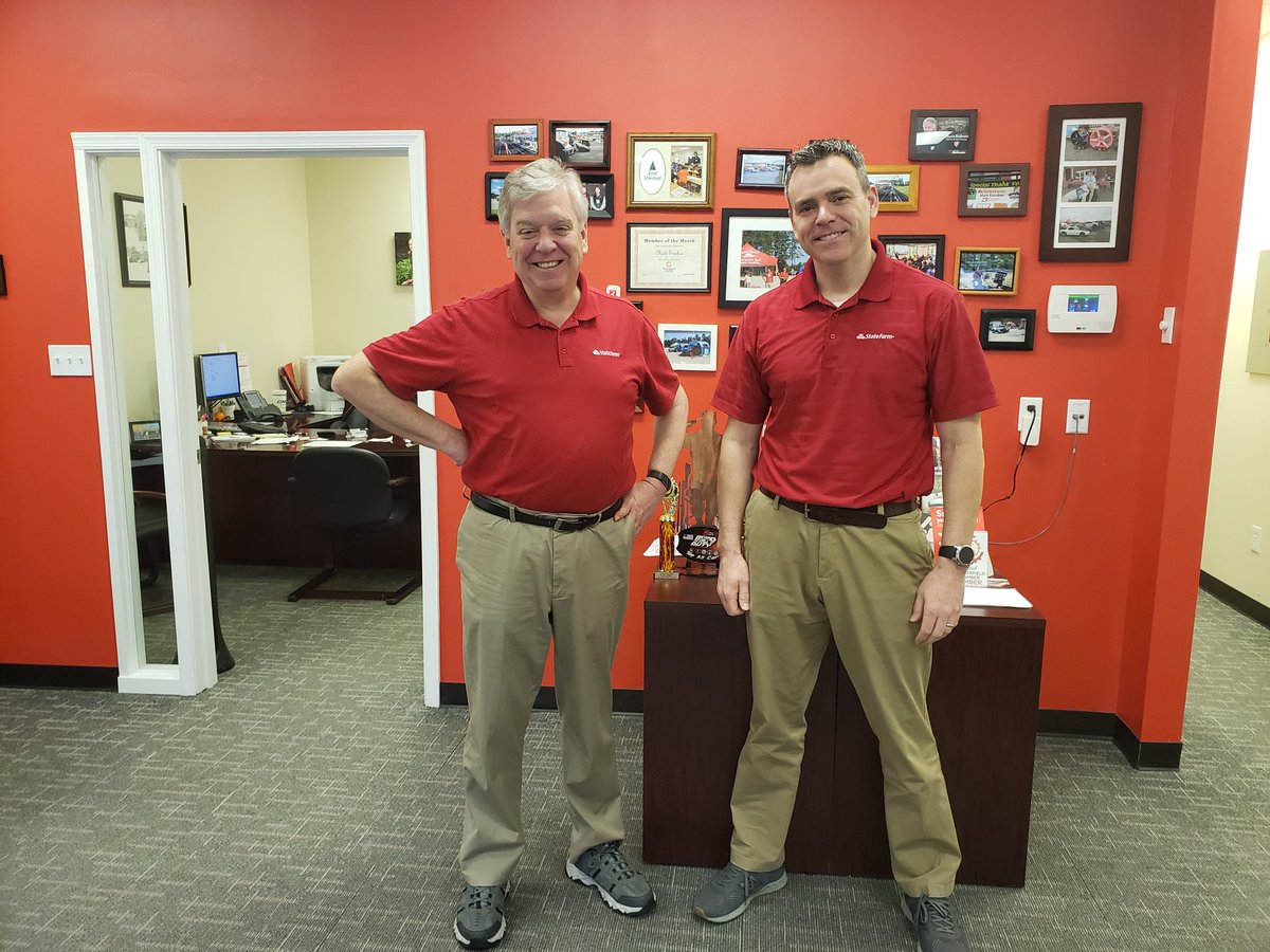 Its national Khaki day with <a href="/JakeFrom/">Jake From State Farm</a>
#WeAreAllJake 
#OurStateFarm