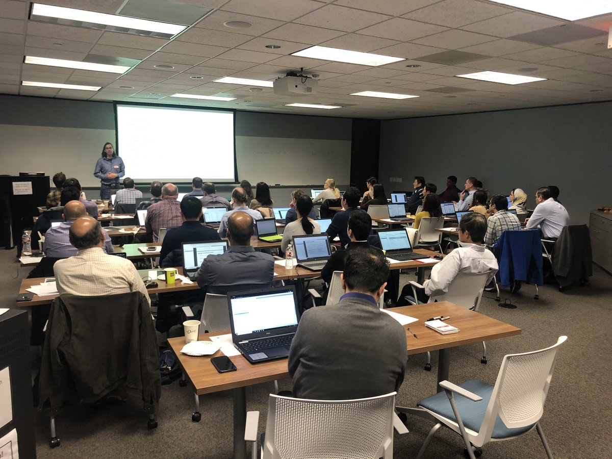 felizavinash's tweet photo. @GeostatsGuy teaching a 1 day Intro to #Energy #MachineLearning to Engineers, Geos, and Statisticians @daytum_io https://t.co/bv4HiwLQHY
