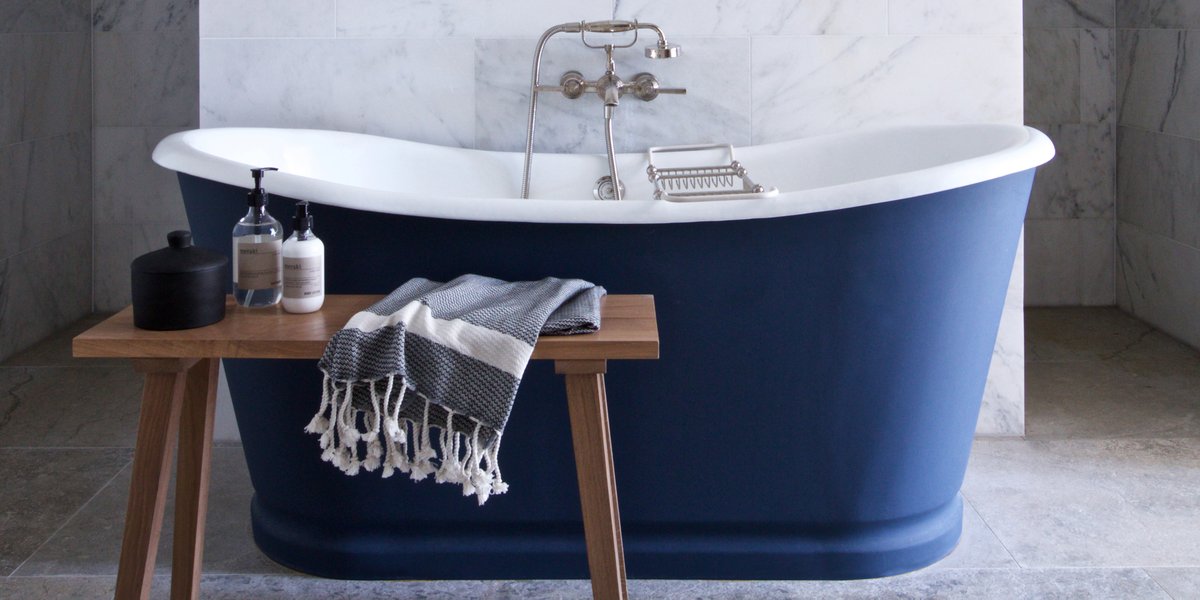 PAINT COLOURS | Pantone’s colour of the year for 2020 is ‘Classic Blue’. It brings a sense of peace and tranquillity to the human spirit. 
We introduced this calming shade with this master bath for one of our clients.
#MarloeInteriors #bathroomdesign #classicblue #colour #pantone