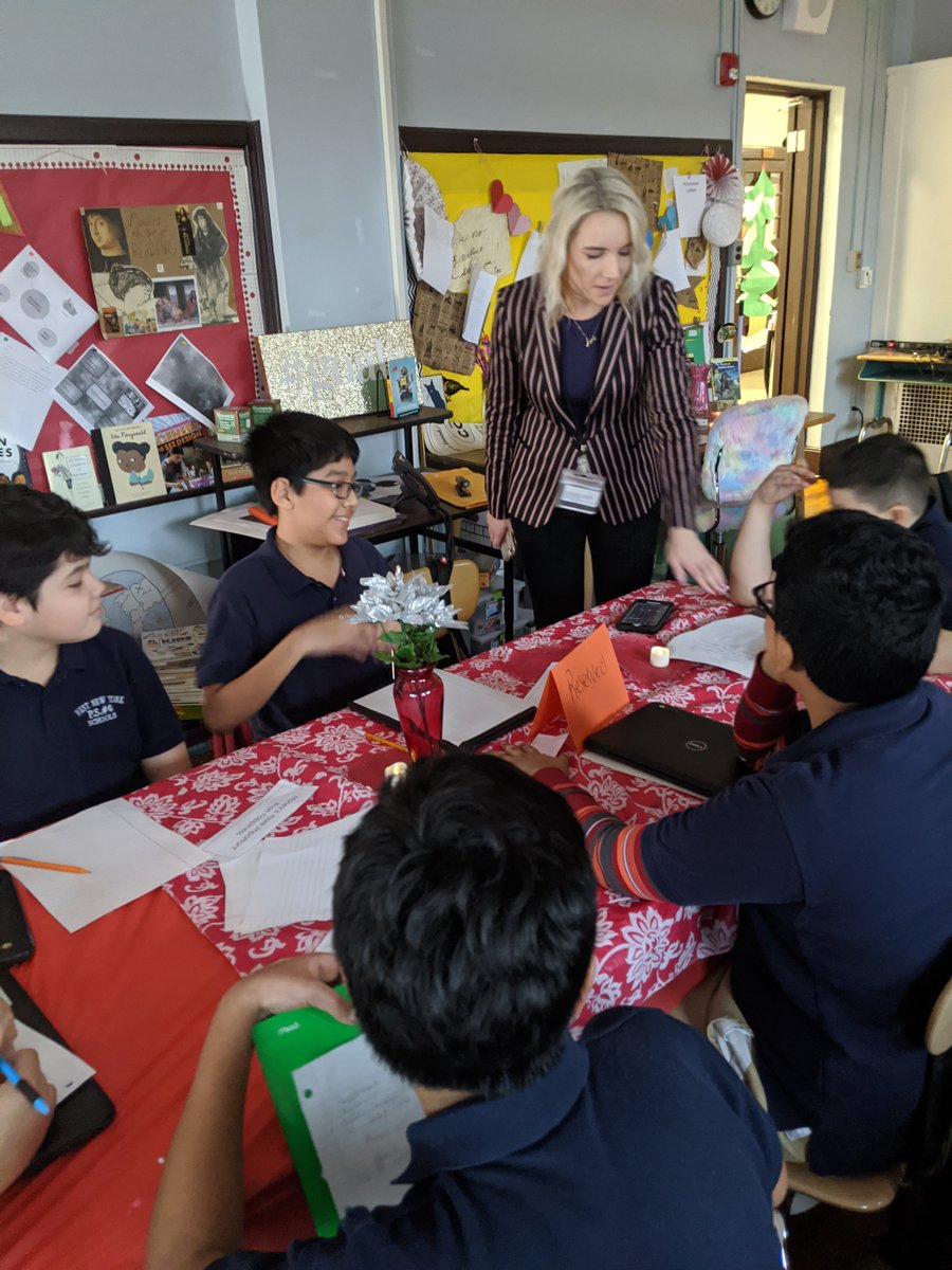 MMaccaquano's tweet photo. HLB 6ths graders working on their debating skills in Ms. Blair's class. #SpeedDebate @wnyhlb @JoseJimenezWNY @SuperintClara @FRSNewJersey @6atps6wny https://t.co/vcCLD5dVFB