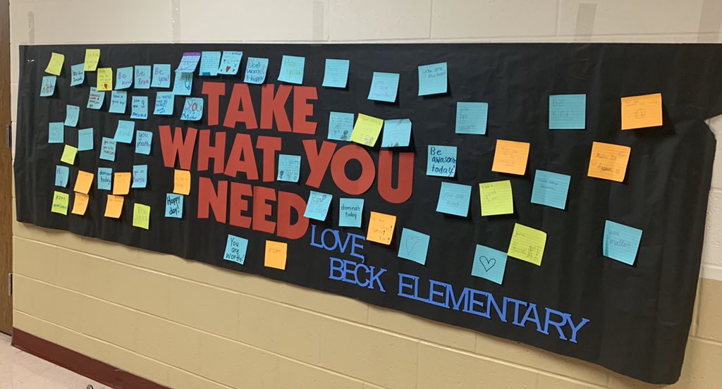 CoachMo44's tweet photo. Thanks @BeckElem for the Kindness notes 💙🤍🖤@MrsDixon3rd @klschemmel @MedlinMiddle #KindnessWeek #BeKind #MakeADifference #BeAwesome https://t.co/MVJEECxaRl