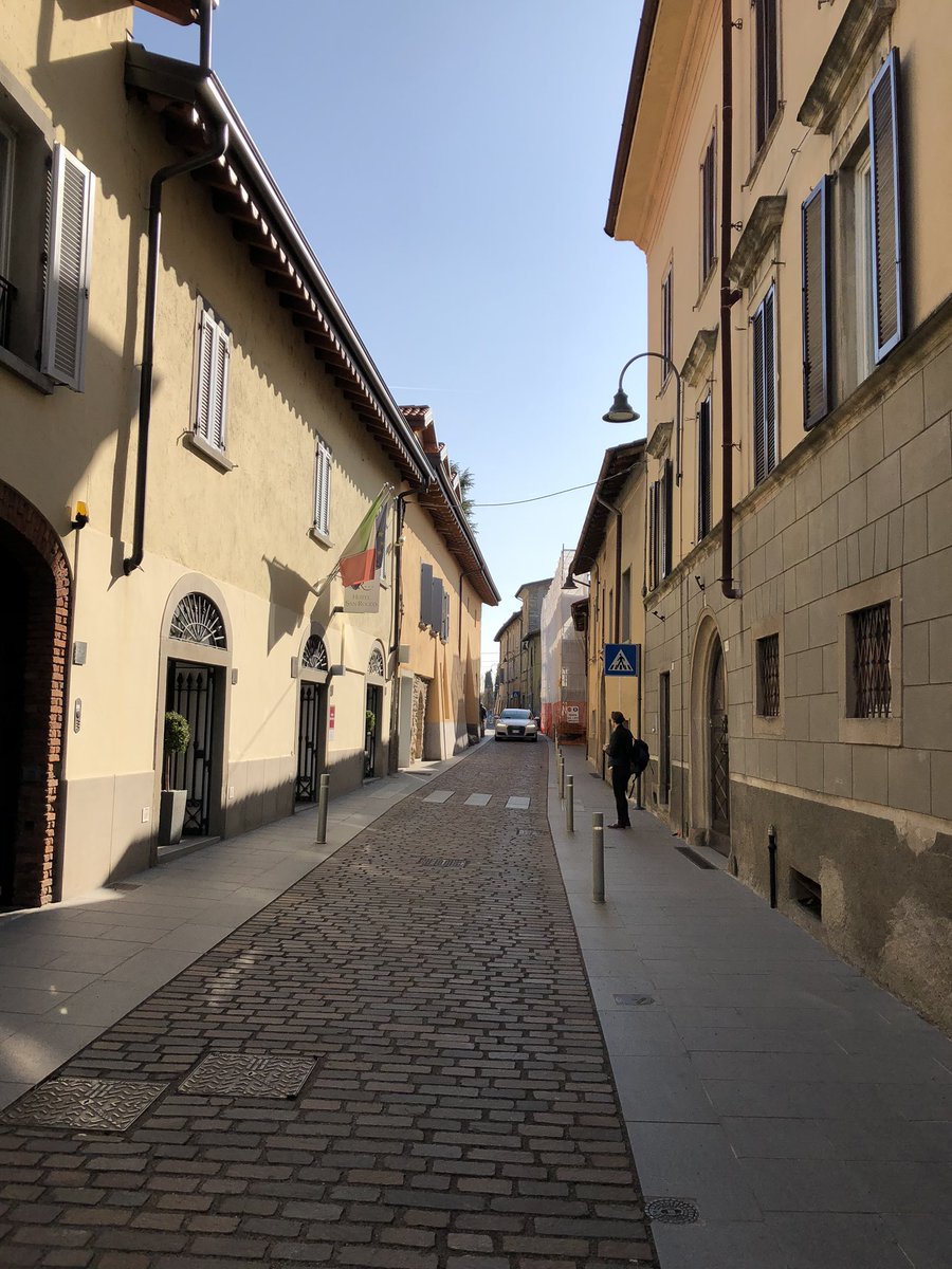 NineBelowZero1's tweet photo. Update from Italy great start last night in Druso #Bergamo tonight it’s Teatro Comunale di Casalmaggiore the weather is beautiful as are the people and the food and wine ain’t bad @CharlieAustenUK @greaves_sonny @tommonksmusic #blues #slangmusic https://t.co/VEPXRdYzlc