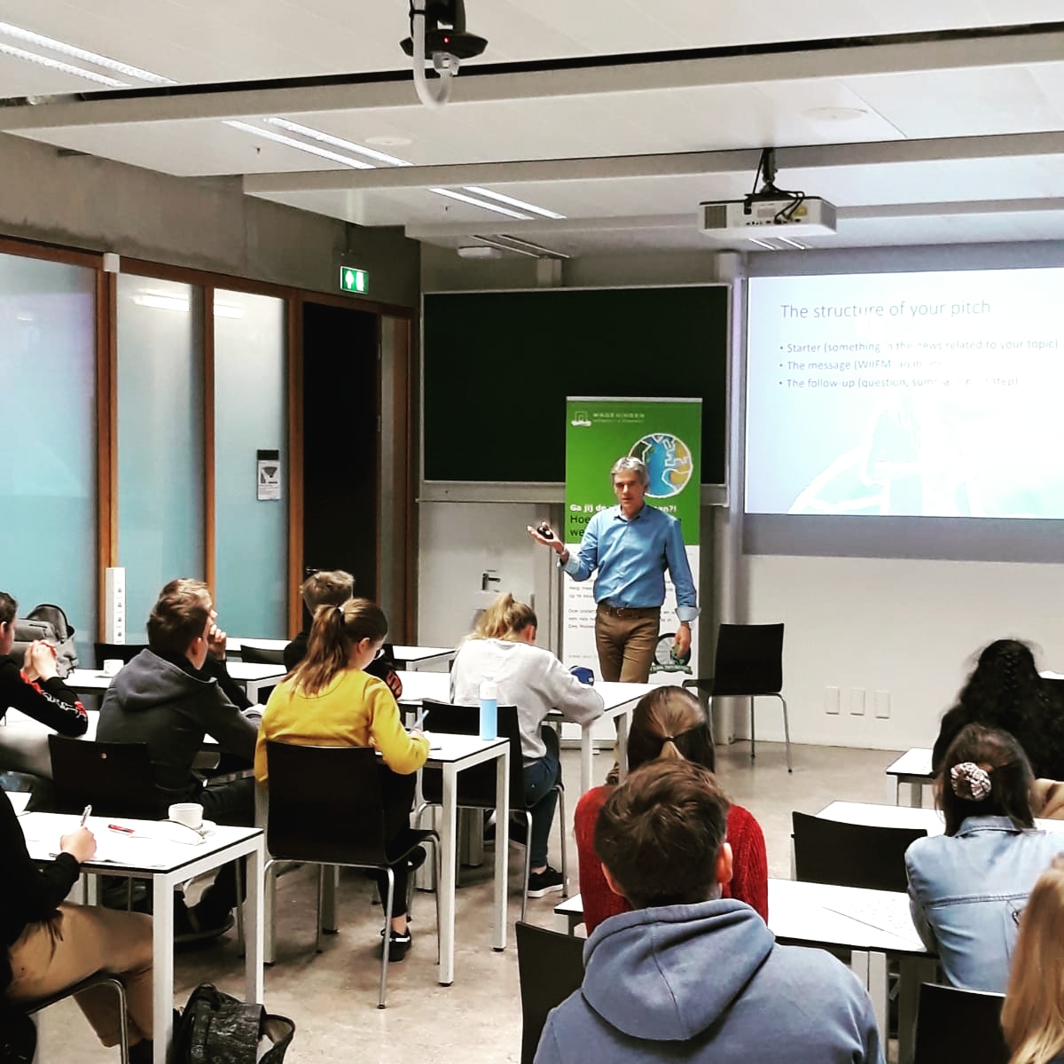 WageningenYouth's tweet photo. Yesterday, the workshop on how to #pitch and write your #advice on #globalfoodissue for the Final of the Wageningen Youth Institute took place. Read the news item here: https://t.co/71GGD5HqDn
@WorldFoodPrize https://t.co/mBncOGjyyS