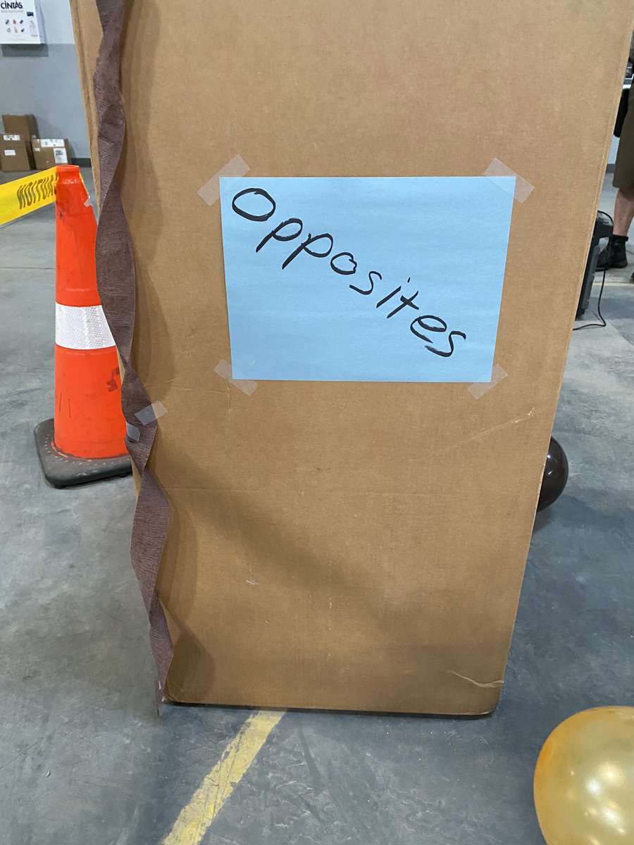 UPS Davis tweet media