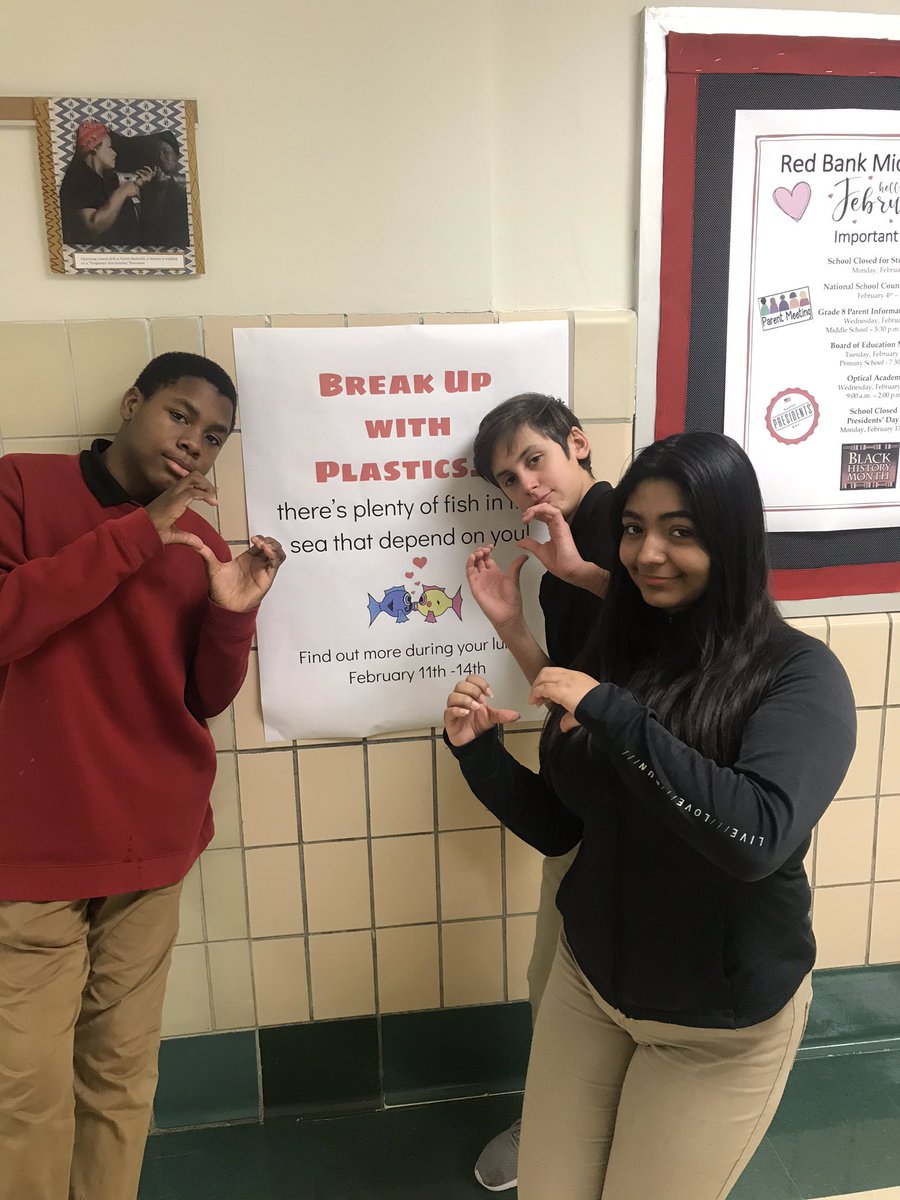 Day 2: Cafeteria Sort Recyclable vs Nonrecycleble @rbmsROCKETS is now educated & dedicated to Recycling Plastics 1 & 2 and Paper. We can’t #RBWELL w/o a healthy planet ♻️🚀🌎💚 @RedBankSup @DreamBigRB @CleanOcean @rbbef @WymanRBMS79 #RBMSGREEN #PlanetorPlastic