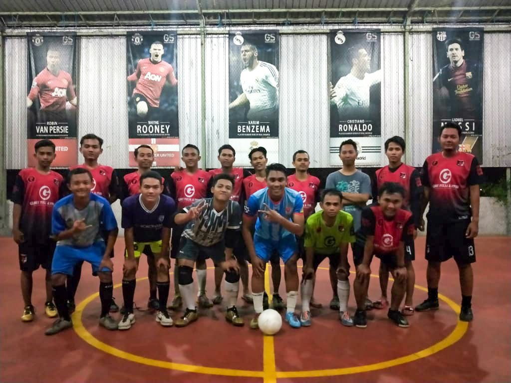 misezdemak100's tweet image. Grazie untuk yang berangkat sparing futsal malam ini, sampai jumpa di futsal selanjutnya.
.
#futsal #sparingfutsal #futsalsehat #futsalmilde #WeAreDasiman #ForzaMilde #forzaMilanistiIndonesia #ForzaMilan🔴⚫