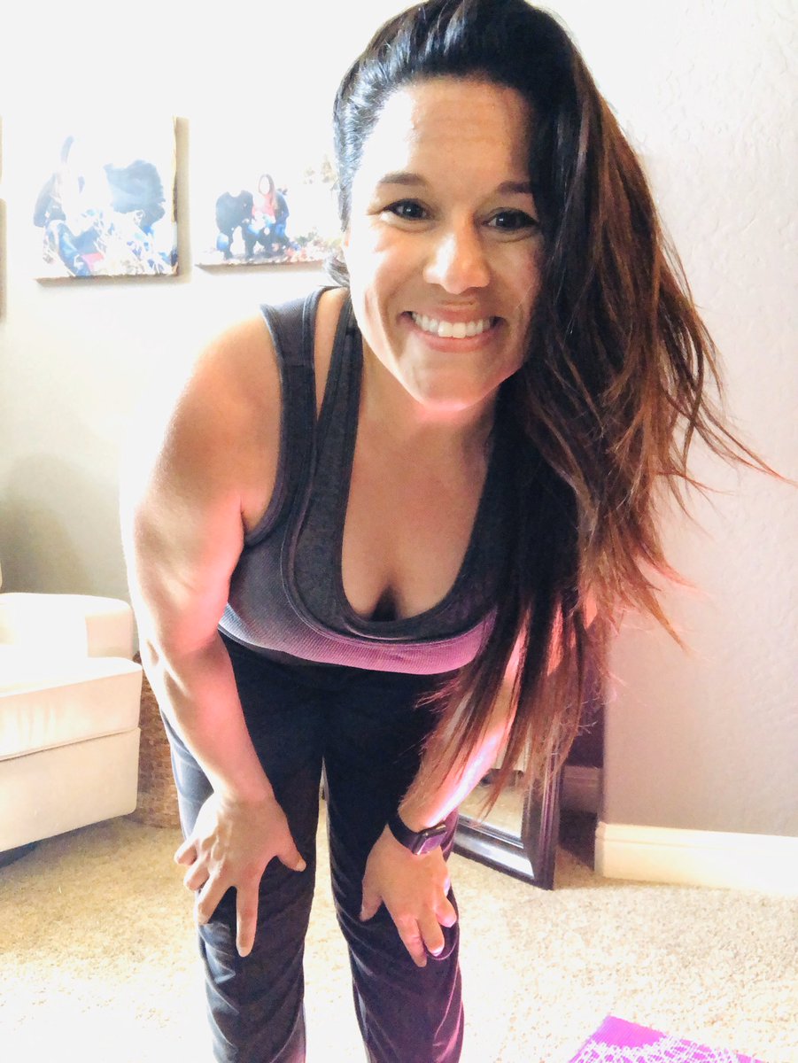 goldengiants9's tweet photo. Almost done with #OP45 #TLE and feeling like a boss! Dropped weight. Toned and feel damn good! https://t.co/WikkqgiDcO