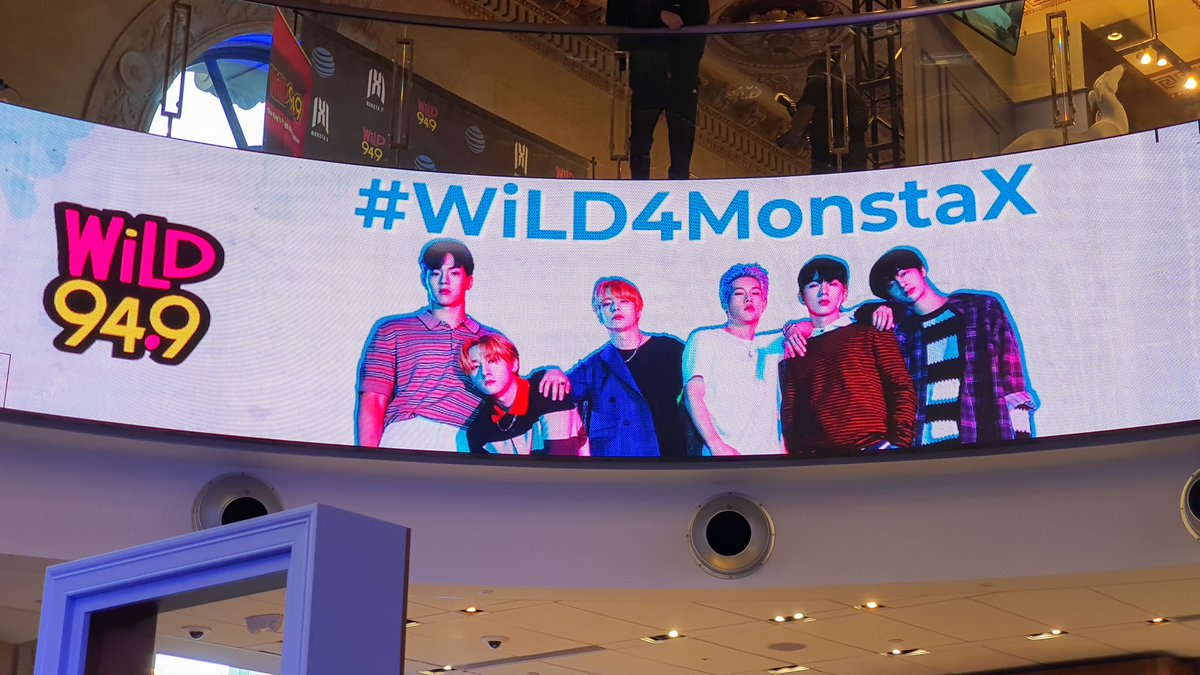 OfficialMONSTAX's tweet image. 2020.02.11 TUE 
"ALL ABOUT LUV" Promotion
#MONSTAX in USA 🇺🇸

WiLD 94.9 @Wild949 
#WiLD4MonstaX

#ALLABOUTLUV 
#MONSTA_X #몬스타엑스