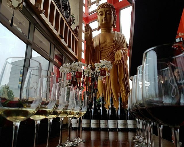 The 2018 vintage of <a href="/domainechanson/">Domaine Chanson</a> has finally arrived, and we couldn't be more impressed.  Kicking off our tasting tour this week with some beautiful views of the Potomac <a href="/gracesmandarin/">Grace's Mandarin</a> 
#tastingtour #2018burgundy #domainechanson #pinotnoir #chardonna… ift.tt/2OSYiAS