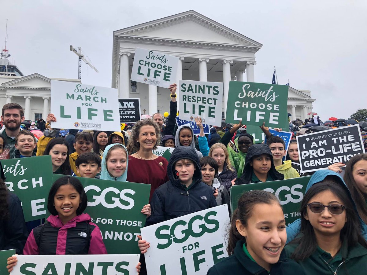 JenKiggans's tweet photo. I was so happy to see so many LIFE advocates in the Capitol today! I am especially proud of our young people from @CHSVBcrusaders & Saint Gregory the Great Catholic School in Virginia Beach for making the trip to Richmond to show your support! #AllLifeMatters #MarchForLife2020 https://t.co/3wcunlnHpf