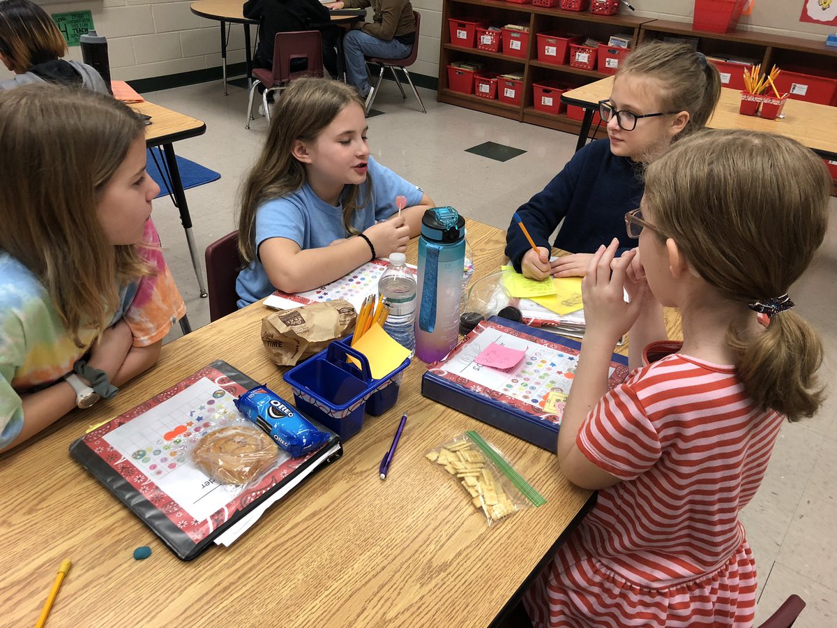 Danatwalker's tweet photo. I always enjoy hearing fourth graders share their opinions and reasons to support it while thinking creatively. Today they saw how creativity can be embedded into what they are learning in writing. @CMCSIWarriors https://t.co/nxdW31QOQq