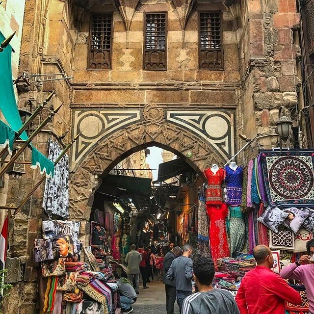 Experience the hustle and bustle of Cairo's Khan El Khalili bazaar 📸@abokhari89 #visitegypt #amazingegypt #khanelkhalili #engagingtravel #traveldeeper ift.tt/2UPXMaI