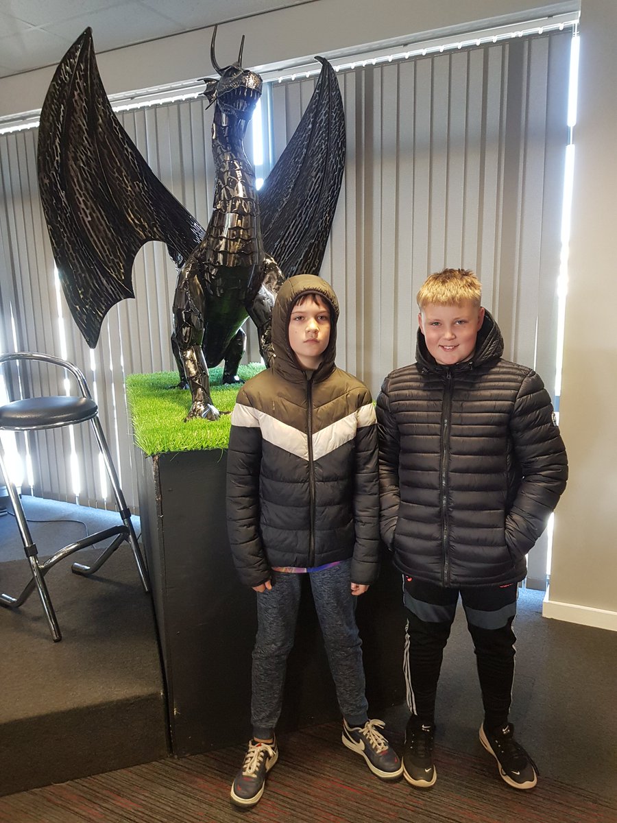 DRA_Community's tweet photo. Big shout out 2 these 2 @PositiveFutures lads. Visited us @dragonsrugby yesterday & they were superb - fully engaged, polite, respectful, enthusiastic & showed many positive life skills. Well done lads, enjoyed your company. #welcomebackanytime #inspire @kburgess81 @CaerphillyCBC https://t.co/aFZj366eQl