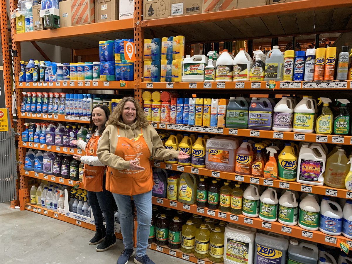 Pro DS <a href="/SacconeMonica/">Monica Saccone</a> and Service department DS Kelly joining in on the perfect bay program in the department of the week. #perfectbay #shelfavailability <a href="/kstolie/">Kstolie</a> <a href="/CampSweenScott/">Scott Sweeney</a>