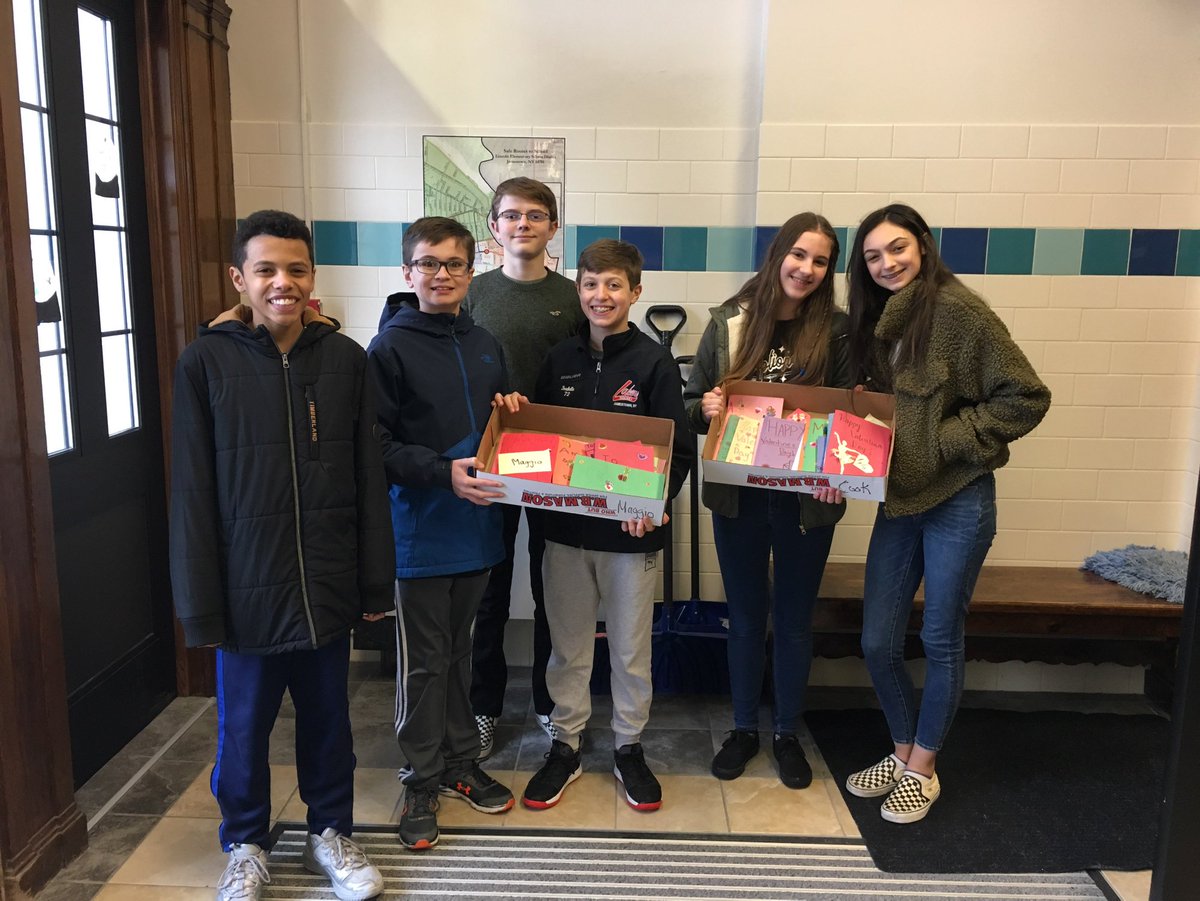 PersellMS's tweet image. Persell Honor Society members made Valentine’s Day cards for Mrs. Cook and Mrs. Maggio’s elementary students at Lincoln School. The students were very excited to receive the handmade cards.