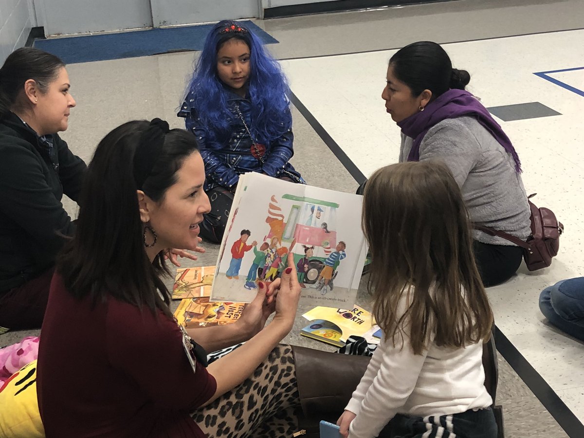Literacy night at Christie. <a href="/ChristiePlano/">ChristieElementaryPlano</a> <a href="/Plano_Schools/">Plano ISD</a>