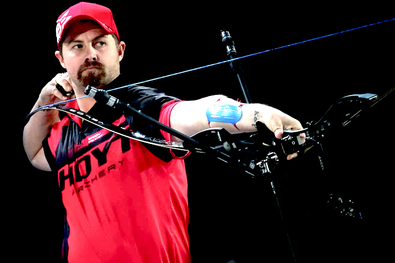 SPORTSMANchnl's tweet photo. Recurve Archer Makes History at 2020 Vegas Shoot. Check out Brady Ellison's perfect story, https://t.co/5fMGAH9FTI #IAMSPORTSMAN #gameandfishmag #archery #recurve #recurvearcher https://t.co/wUPRvZTyTv