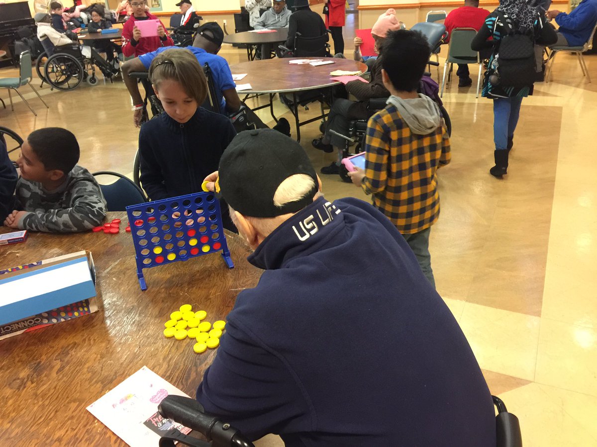 MissGina253's tweet photo. PS253 #StudentGovernment respecting our veterans for their service. This is our 3 Annual visit-thanks for your service ❤️🇺🇸#ValentinesForVets #givingback #RespectForAll @NYCSchools @DOEChancellor @thedegoviagroup @ChaimDeutsch @NYCSchoolsOSYD @D21_Community https://t.co/2BNYX6bxze