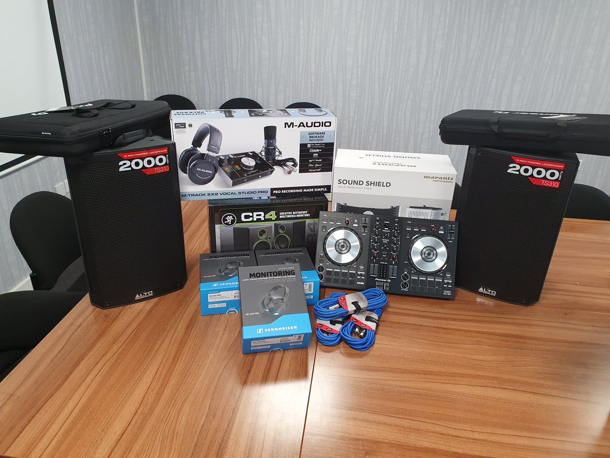 NathanSingleton's tweet photo. We have just received our studio equipment for an exciting new project that will be kicking off soon!! Watch this space!! #SwitchLives #SwitchMinds #Music #Studio https://t.co/zpcK778RkC