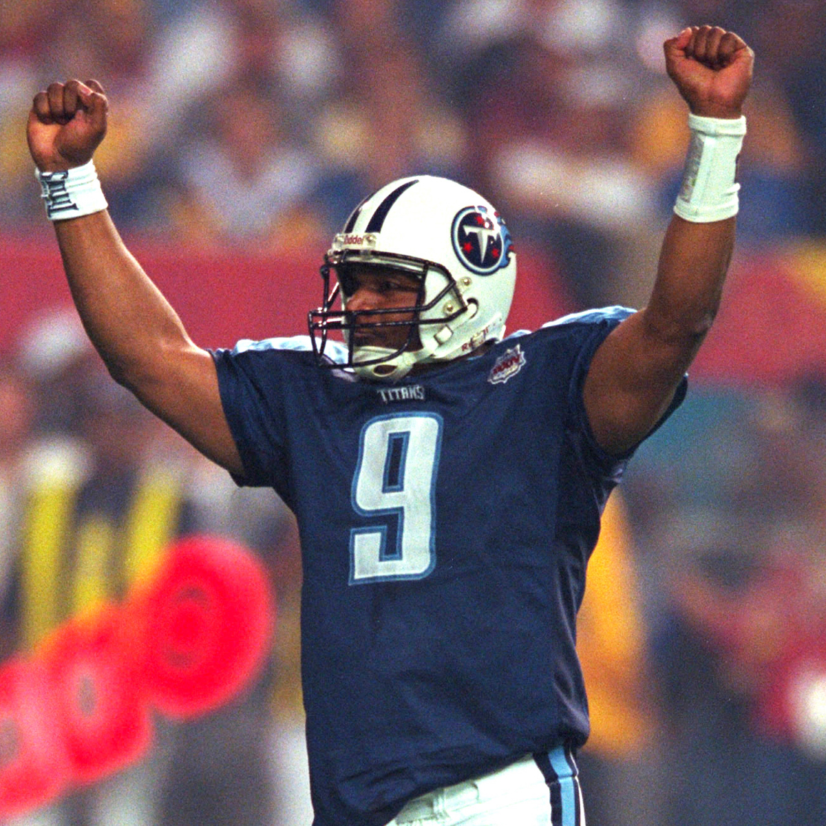 Steve McNair would have turned 47 today.

Happy birthday to a legend. 