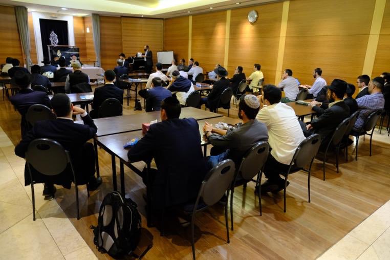 SCP_Learning's tweet photo. Rishon Le’tzion Ha’Gaon Rav Amar Shlit”a speaking at SCP-Sydney, Australia.
Thank you Rav Reuben Klein for leading SCP in Sydney and coordinating this amazing event!
#SCPrevolution https://t.co/AAbIa3gUWa