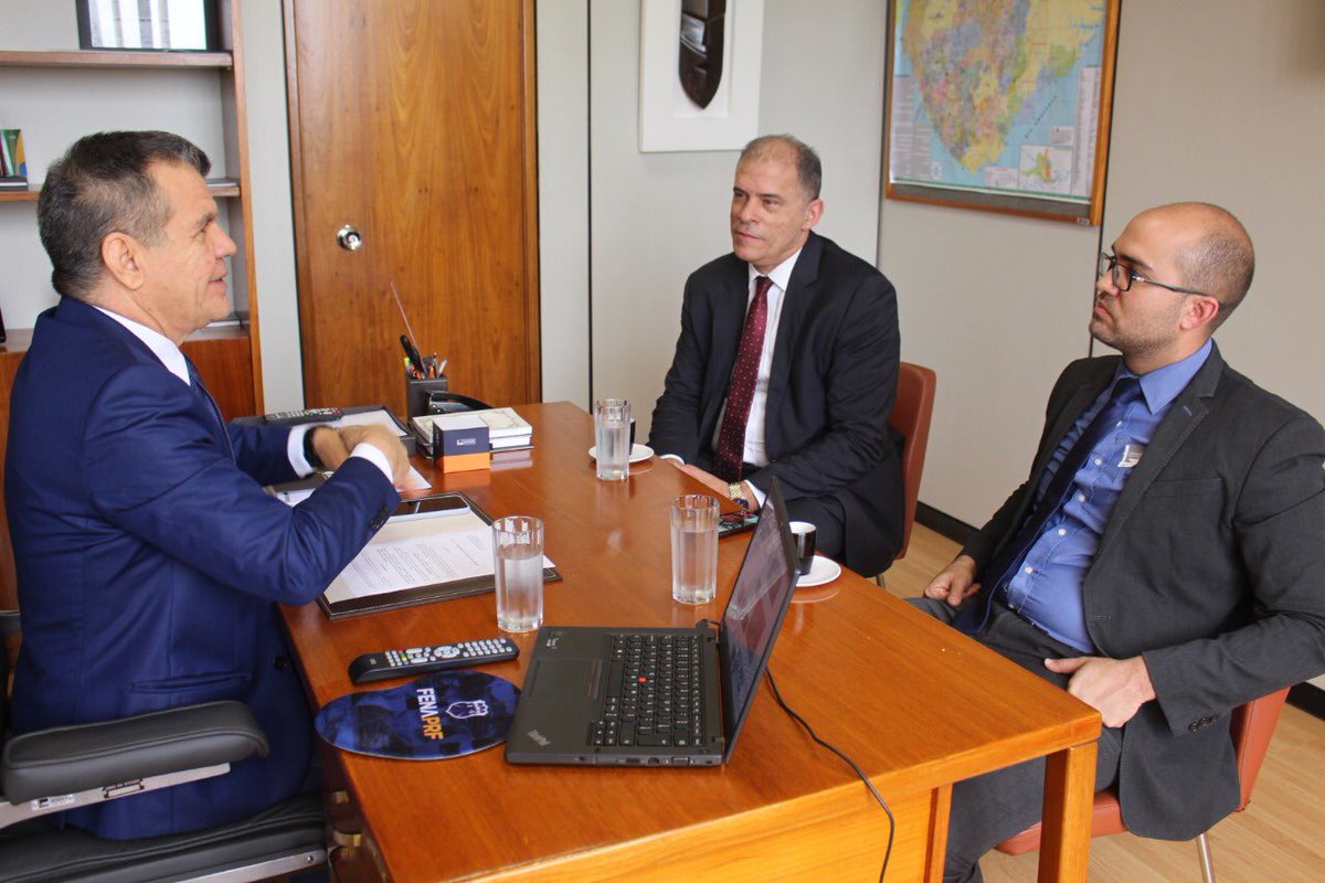 boscosaraiva's tweet photo. Hoje me reuni com os representantes da telefonia Tim para conversar sobre a viabilidade de levar internet de qualidade aos municípios do interior.

#BoscoSaraiva #DeputadoFederal #internet #trabalho #compromisso #seriedade #Manaus #Amazonas #CâmaraFederal #AmazonasNoCongresso https://t.co/3pP1B6tXwK