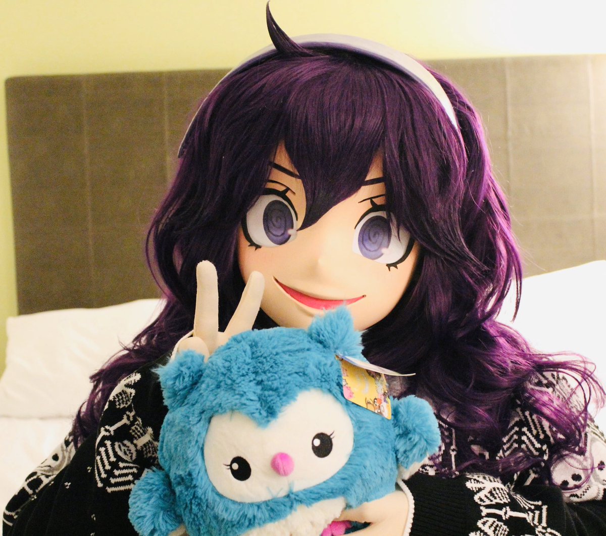 Poor Owly. Hex is always teasing him 💜 Pic: <a href="/Nikushimi_chan/">Nikushimi Hisan</a>