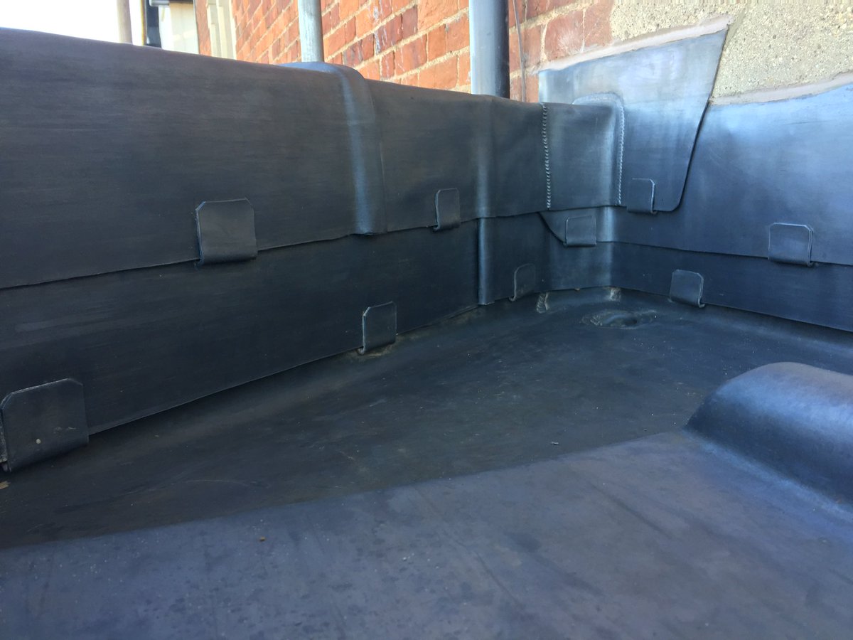 Lead bay window replacement #leadwork #traditional #roofing #heritage #oxford