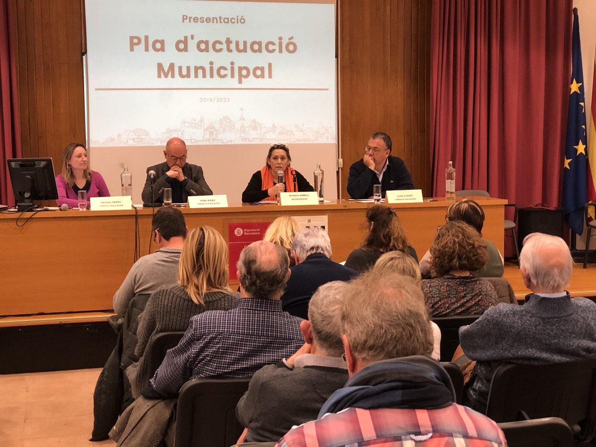 ajcanetdemar's tweet photo. 🔴 #endirecte Comença la presentació del Pla d’Actuació Municipal. L’alcaldessa dóna la benvinguda als assistents i detalla els principals eixos del #PAMCanet https://t.co/BzE8dQDu6f