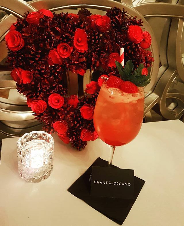 Enjoy a Loved filled valentines at Deane&amp; Decano.❤❤❤ Tomarrow from 12 Noon we will be serving one of our special Cocktail the Decano's raspberry kiss in preparation for valentines Book Now or forever be disappointed ❤❤❤ #deaneanddecano #eatatdean… ift.tt/2Hmmkjq