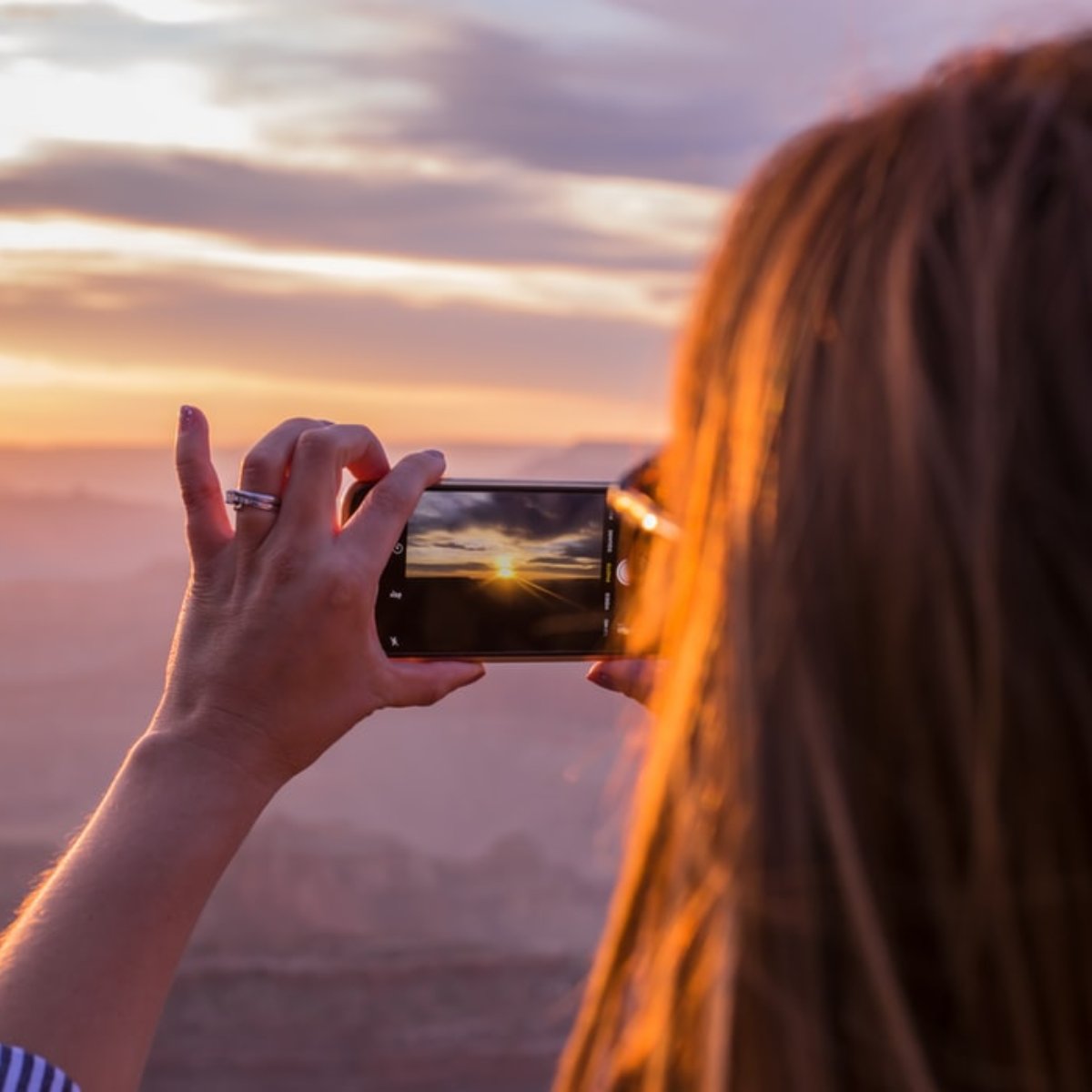 FastframeFO's tweet image. Capture the perfect moment this Valentine's Day.