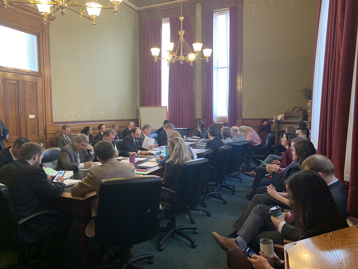 Iowa Senate Commerce Committee passes measure to help keep our workplaces safe. Cheating with synthetic urine to pass a drug test will now be considered fraud. To the Senate floor!