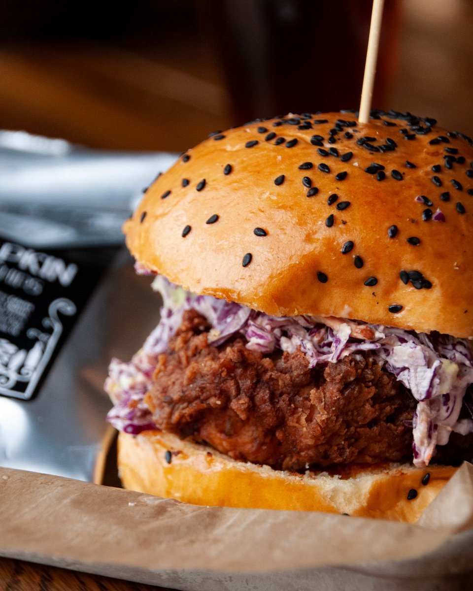 Hello. Is it me you're looking for? 😍#The PerfectFriedChickenSandwich